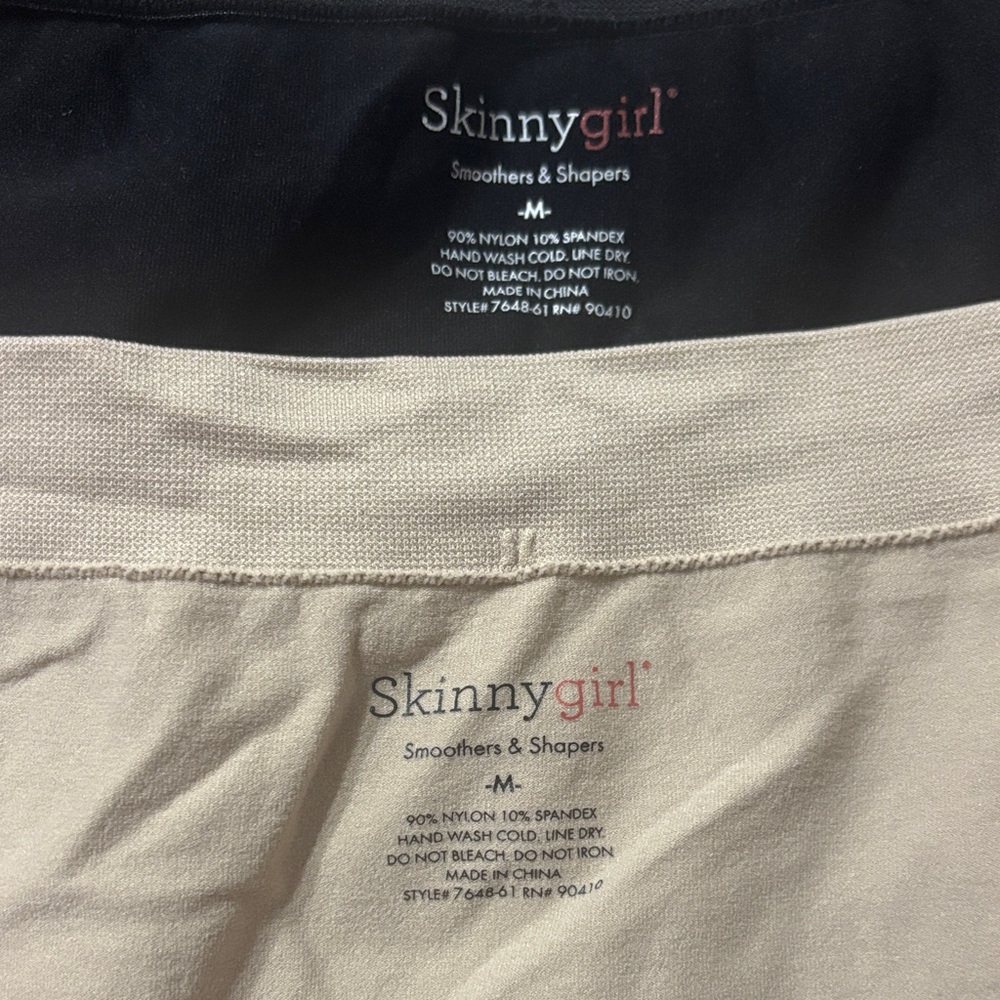 Skinnygirl Black and Cream Shapers